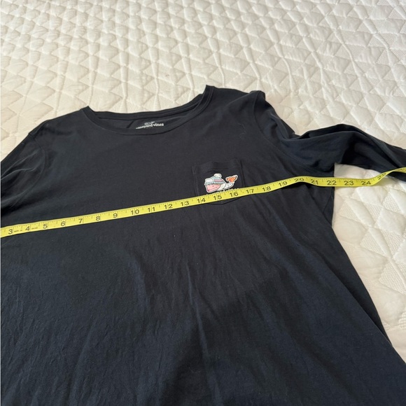 Vineyard Vines Women’s Black Long Sleeve Shirt - Picture 3 of 5